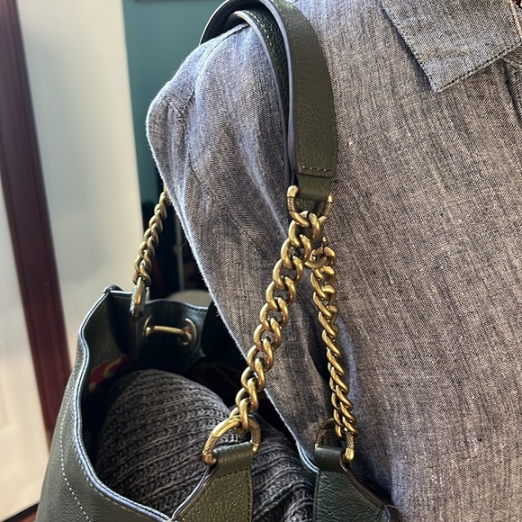 Oryany Selena Shoulder / Crossbody bag chain strap details  Dark sage green/gold - Picture 8 of 17